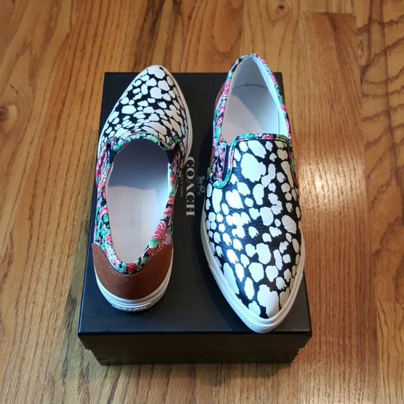 ♥ Coach Leather slip on Loafers size 6 - Picture 5 of 10